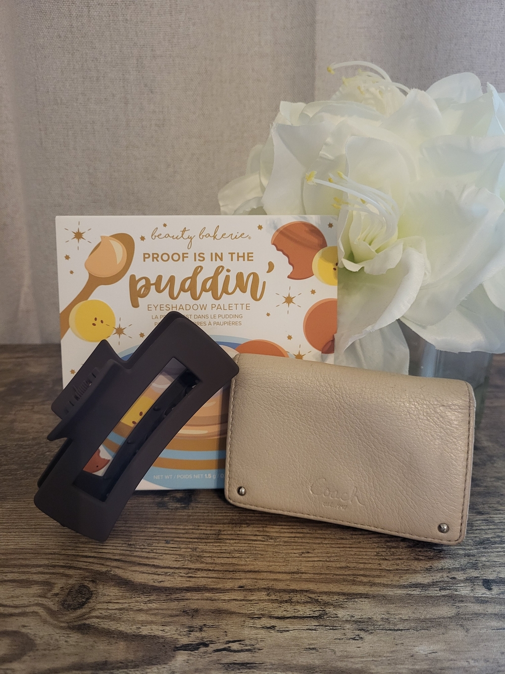 Makeup/Wallet/Hair Clip -Beauty Bakerie Eyeshadow Palette Bundle-3 Items